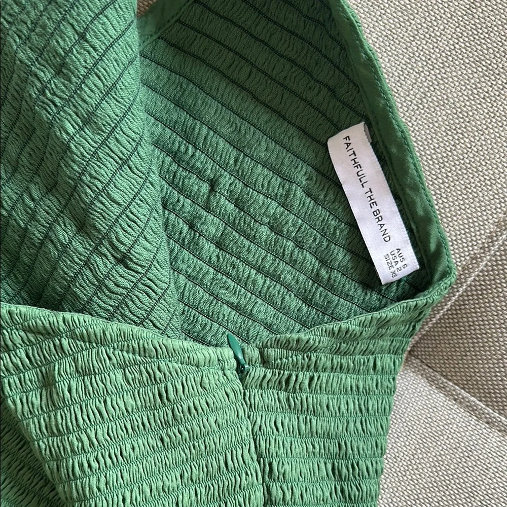 Green One-Shoulder Maxi Dress - Picture 4 of 7